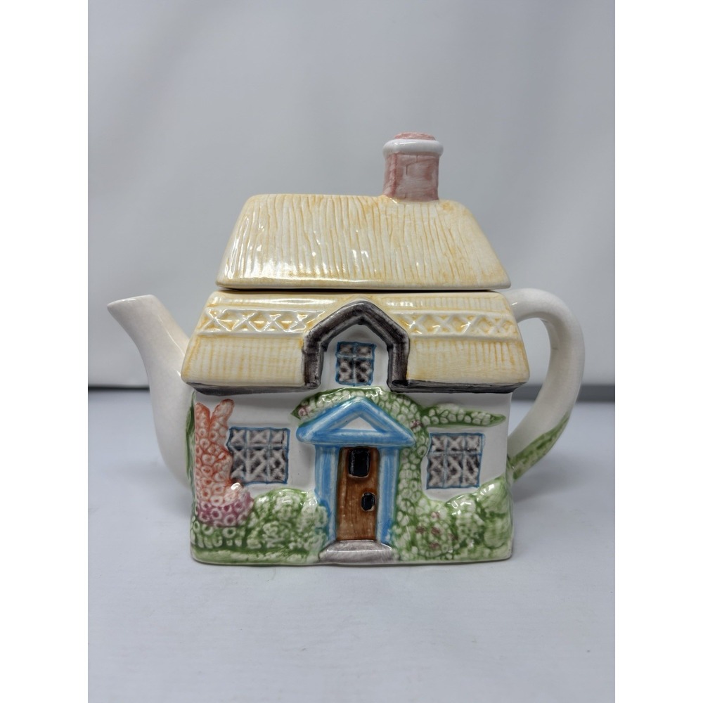 Annie Rowe The Village Teapot Collectable Spring Cottage Granny Countryside Home